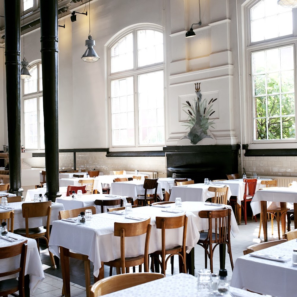 Café Restaurant Amsterdam in Waterplein — restaurant in Amsterdam