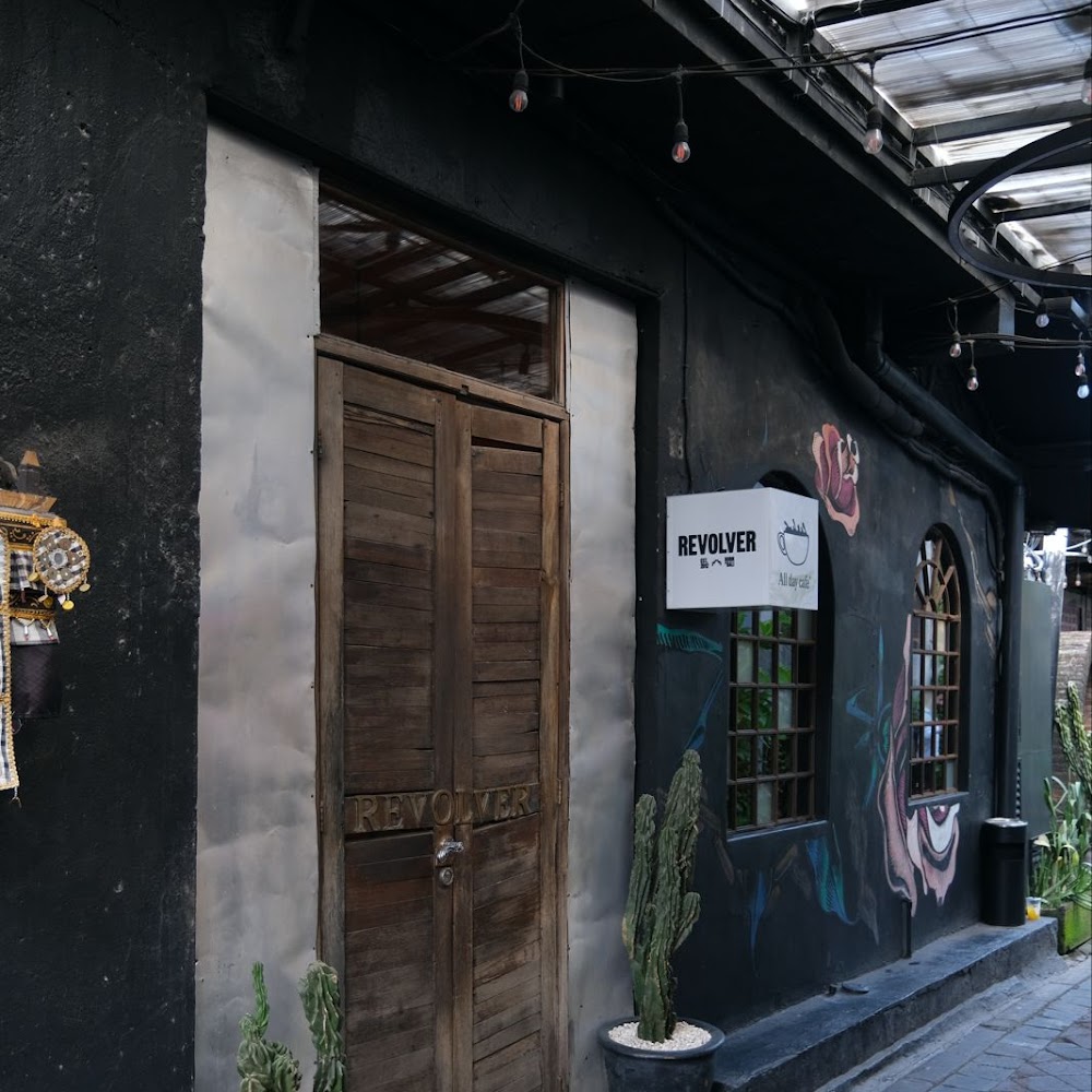 Revolver Espresso in Central Seminyak — cafe in Bali