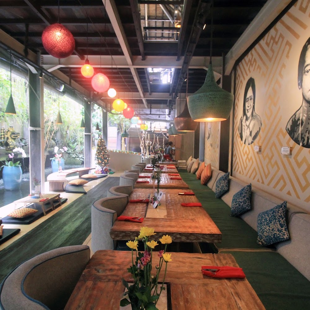 Clear Cafe in Hanuman Road — cafe in Bali