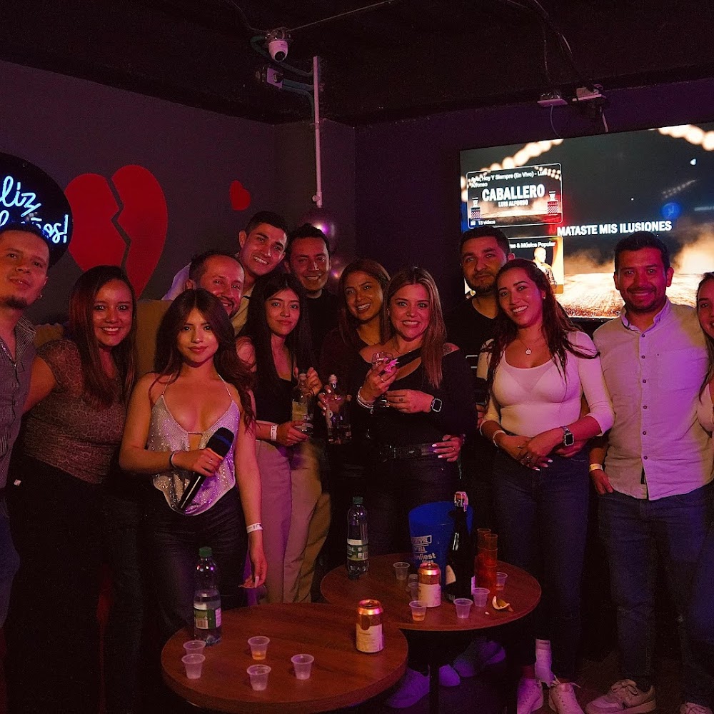 Zona Rosa Nightlife in Zona Rosa — bar in Colombia