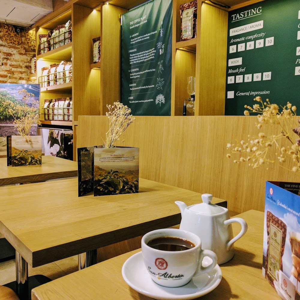 Café San Alberto in El Poblado — cafe in Colombia