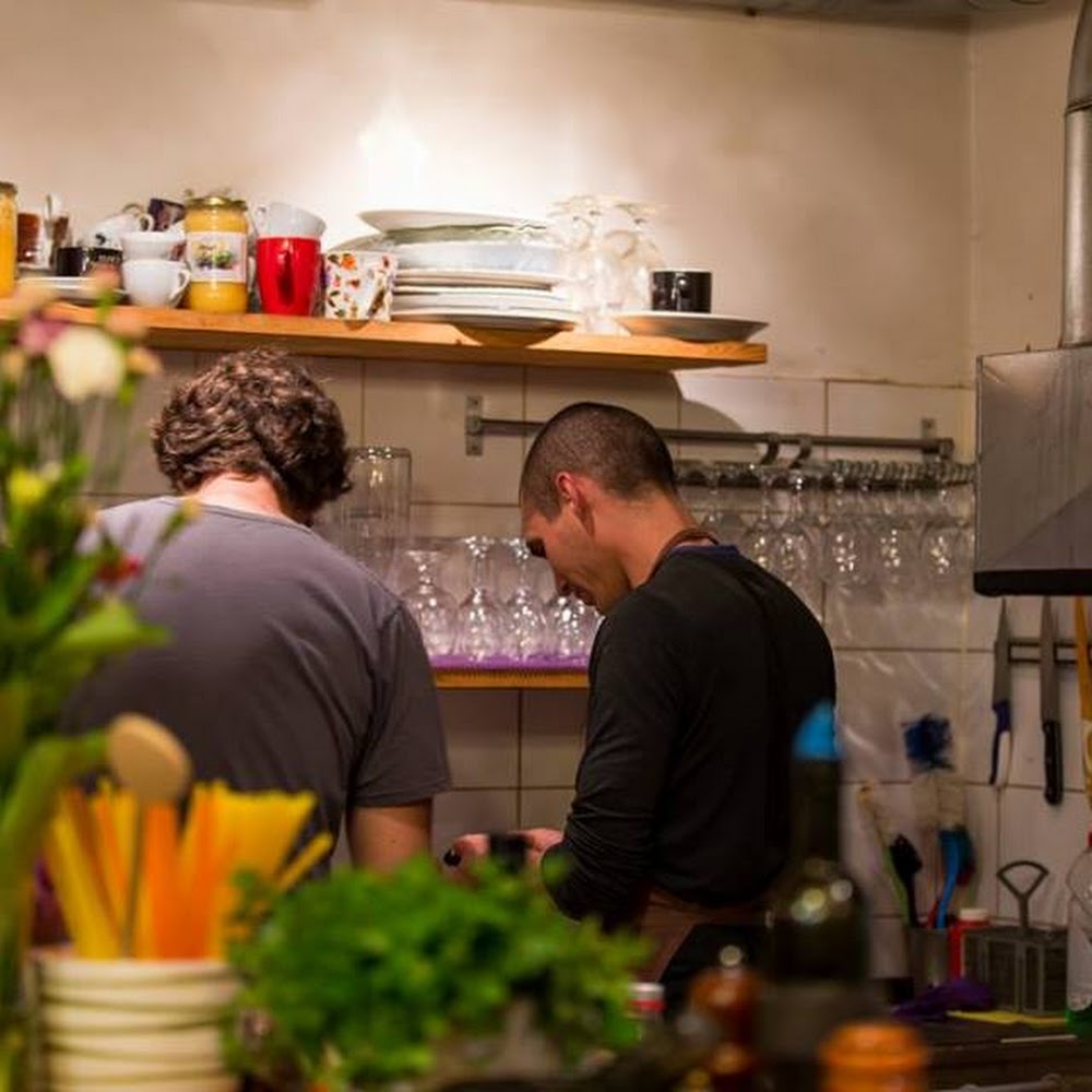 Villa Spiza Wine Bar in Diocletian's Palace — bar in Croatia