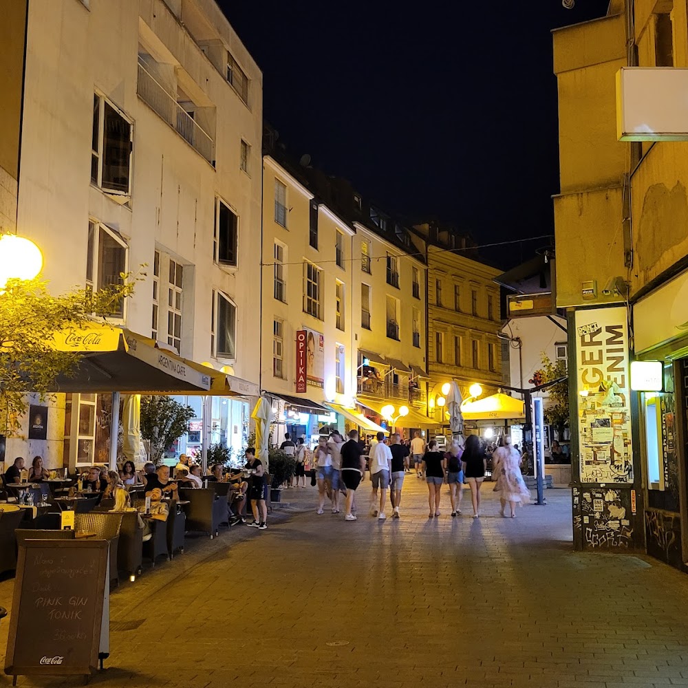 Tkalčićeva Street in Gornji Grad — activity in Croatia