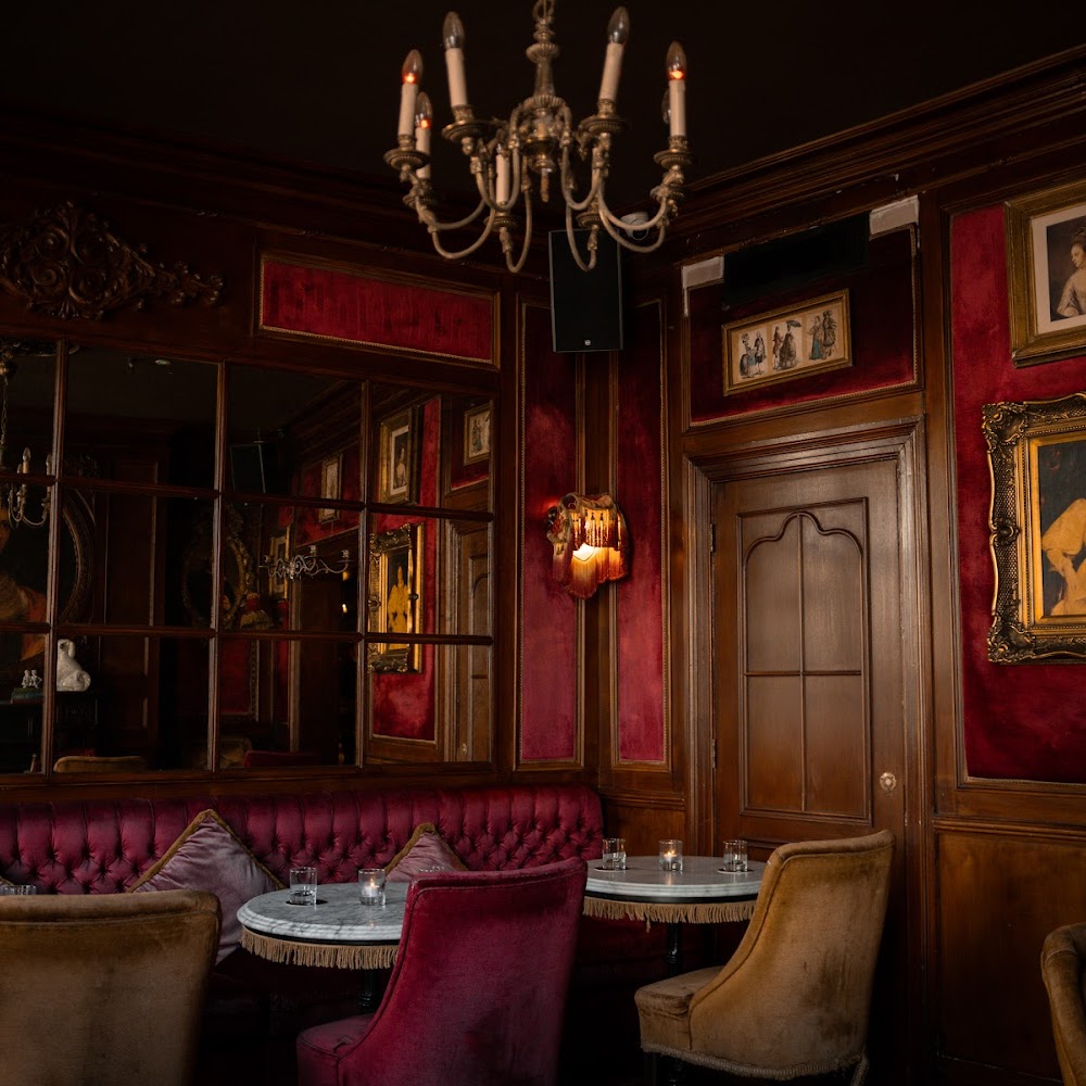 Peruke & Periwig in Dawson Street — bar in Dublin