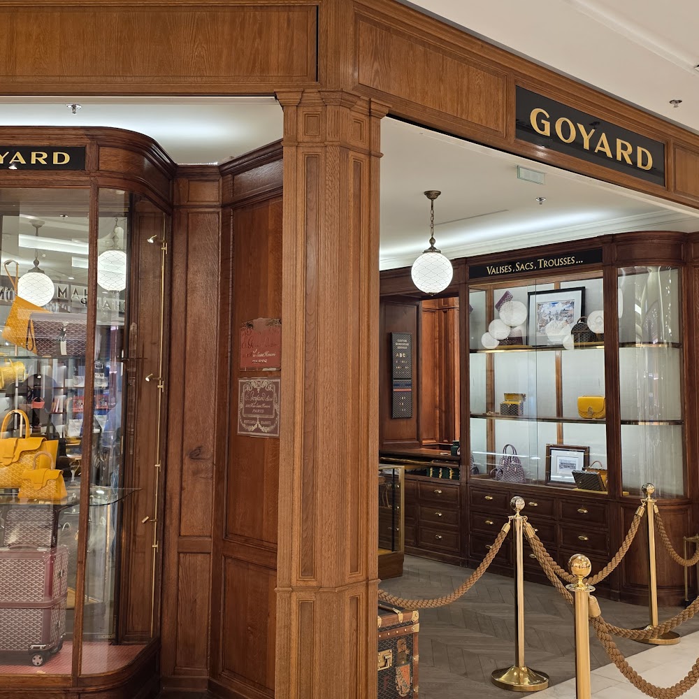 Galeries Lafayette Haussmann in Opéra — shop in Paris