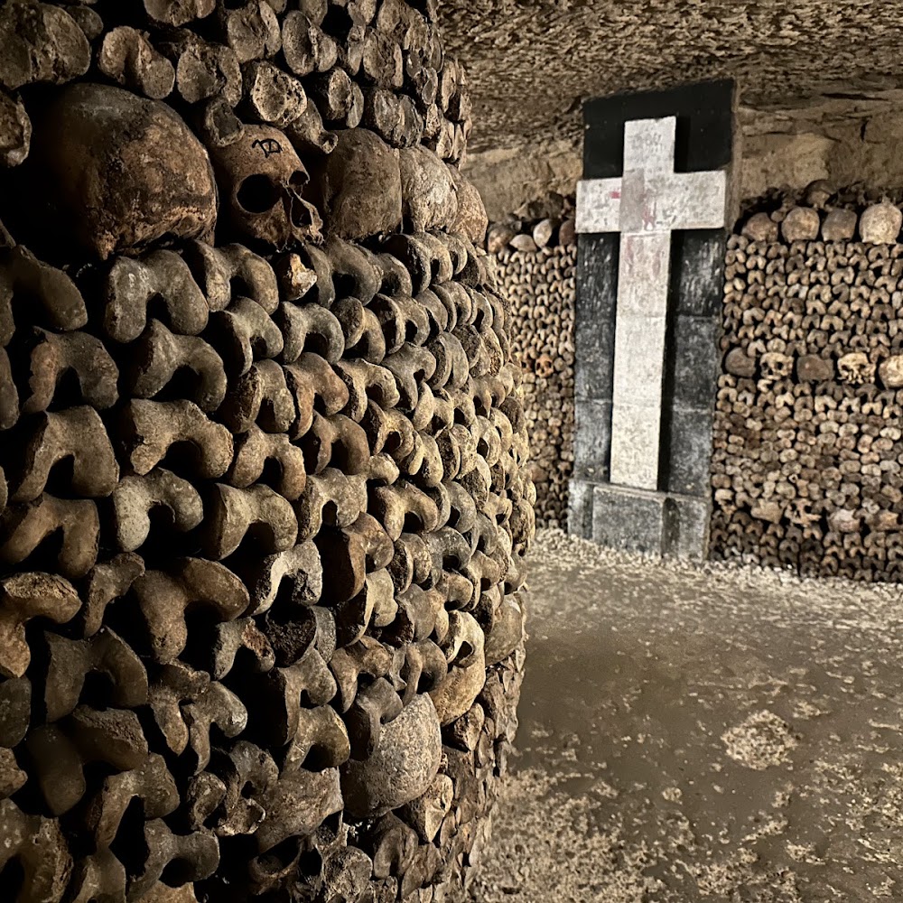 Catacombs of Paris in Montparnasse — activity in France