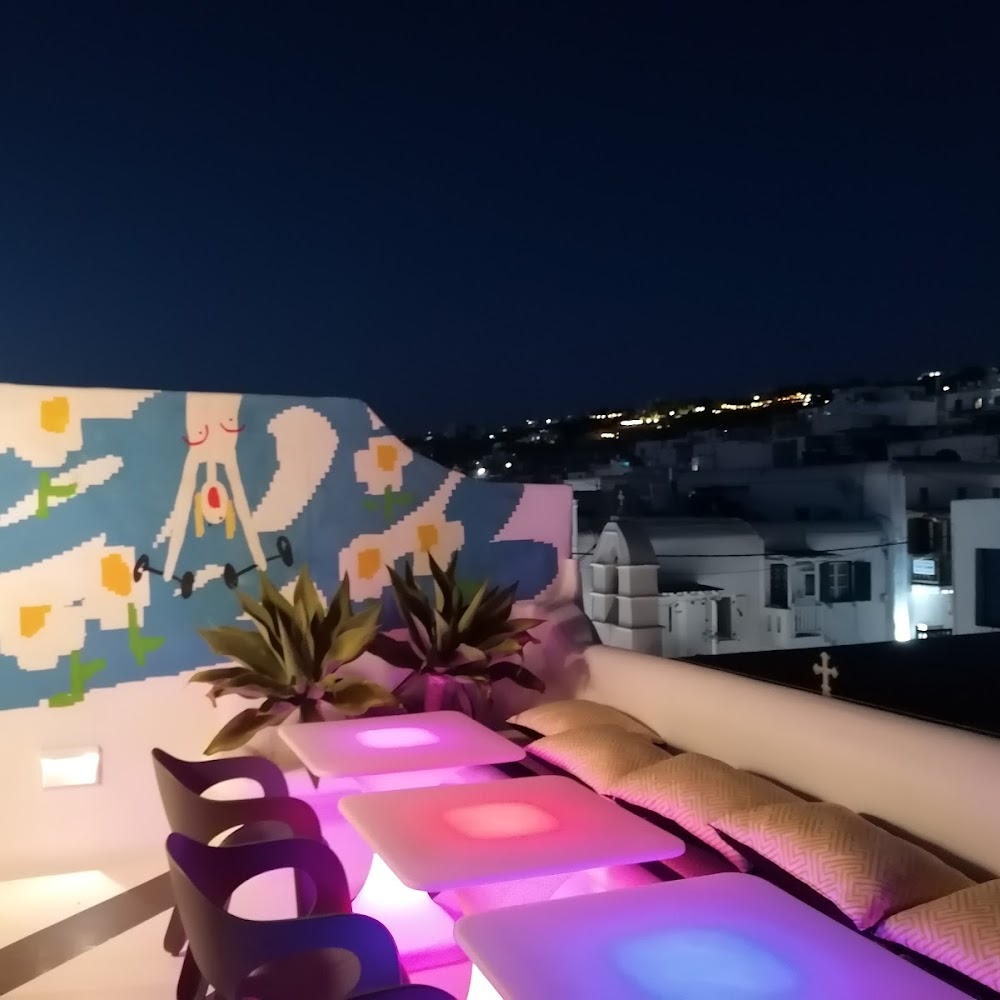 Dio Horia Gallery in Mykonos Town — shop in Greece