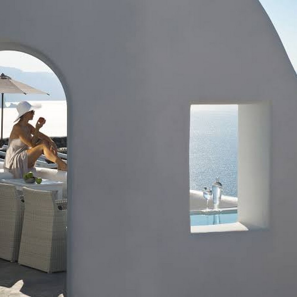 Art Maison in Oia — shop in Greece