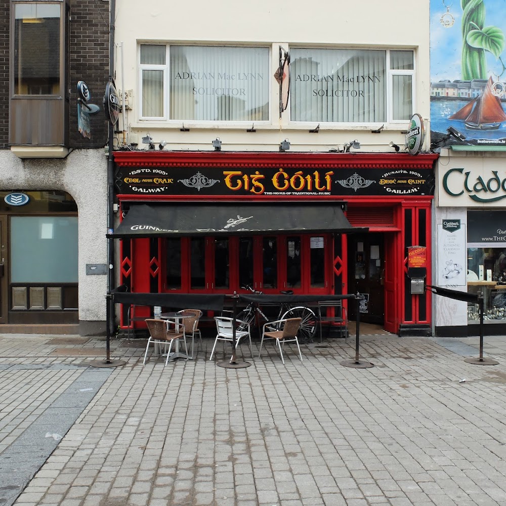 Tig Coili in Mainguard Street — bar in Ireland