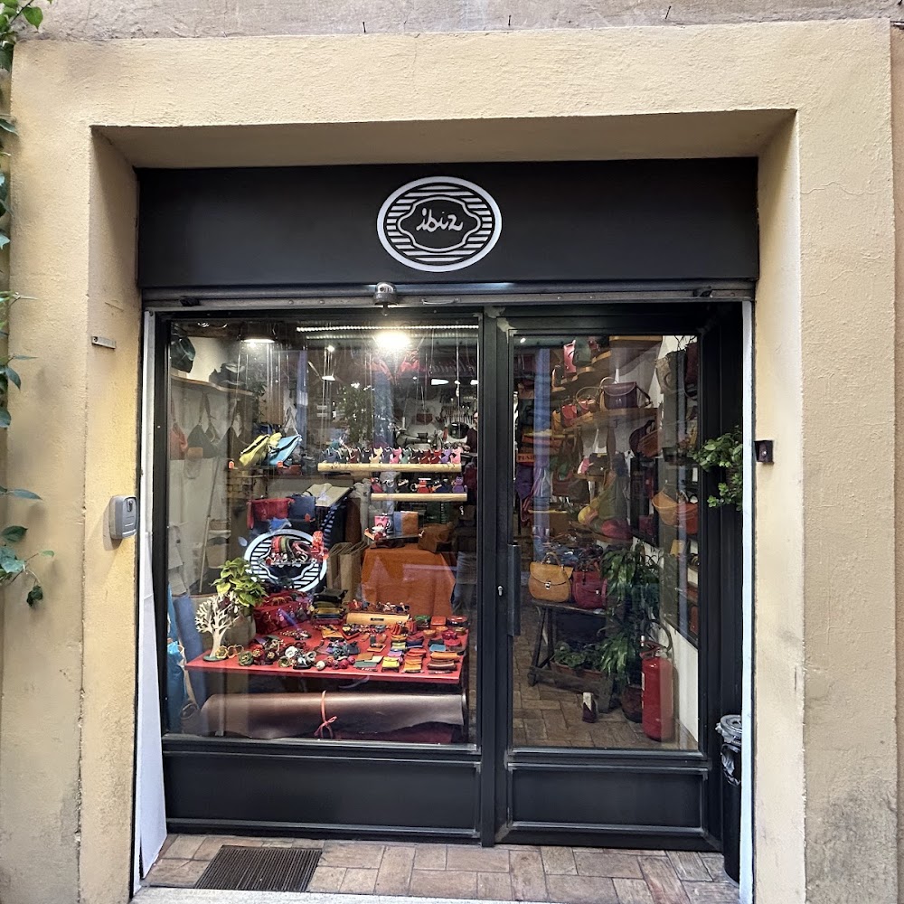 Ibiz - Artigianato in Cuoio in Centro Storico — shop in Rome