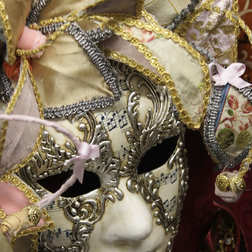 Venetian Mask Workshop in San Marco — activity in Italy