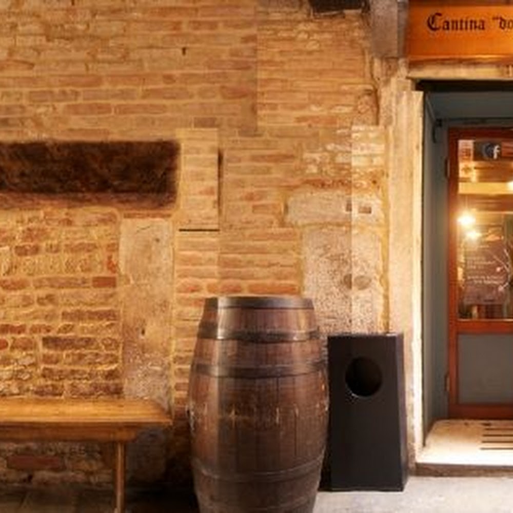 Cantina Do Spade in San Polo — bar in Italy