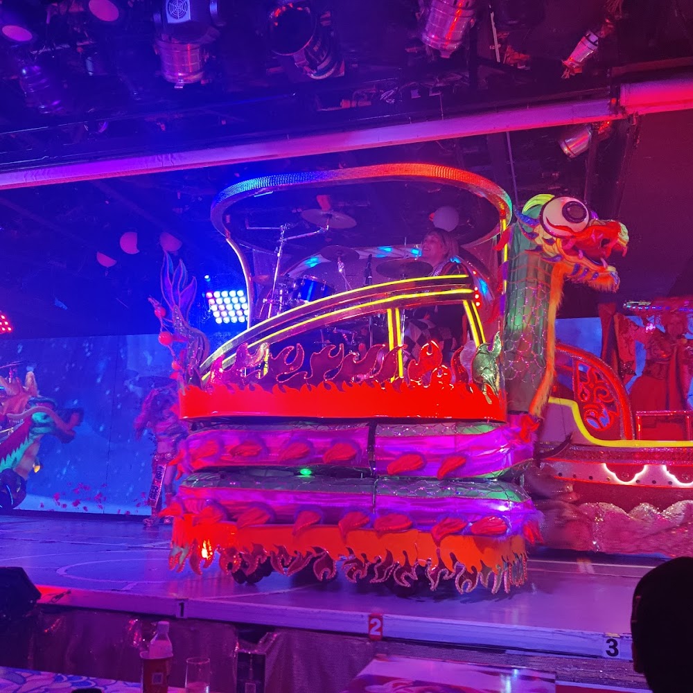Robot Restaurant in Kabukicho — activity in Tokyo