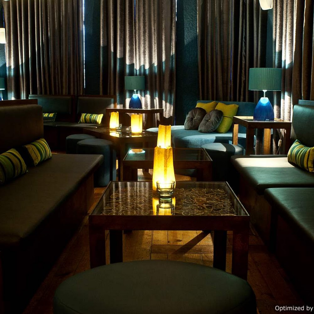 Cinco Lounge in Príncipe Real — bar in Lisbon