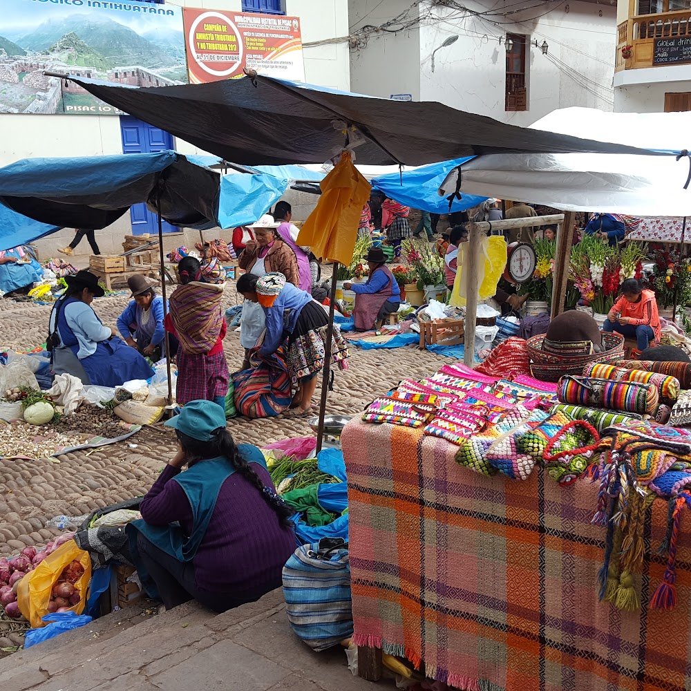 Pisaq Sunday Market in Pisaq — activity in Peru