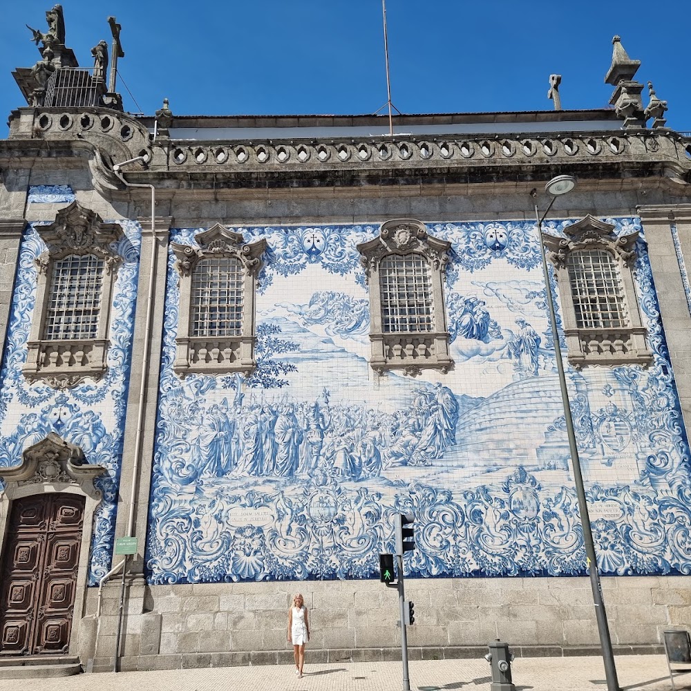 Igreja do Carmo Azulejo Wall in Vitória — activity in Portugal