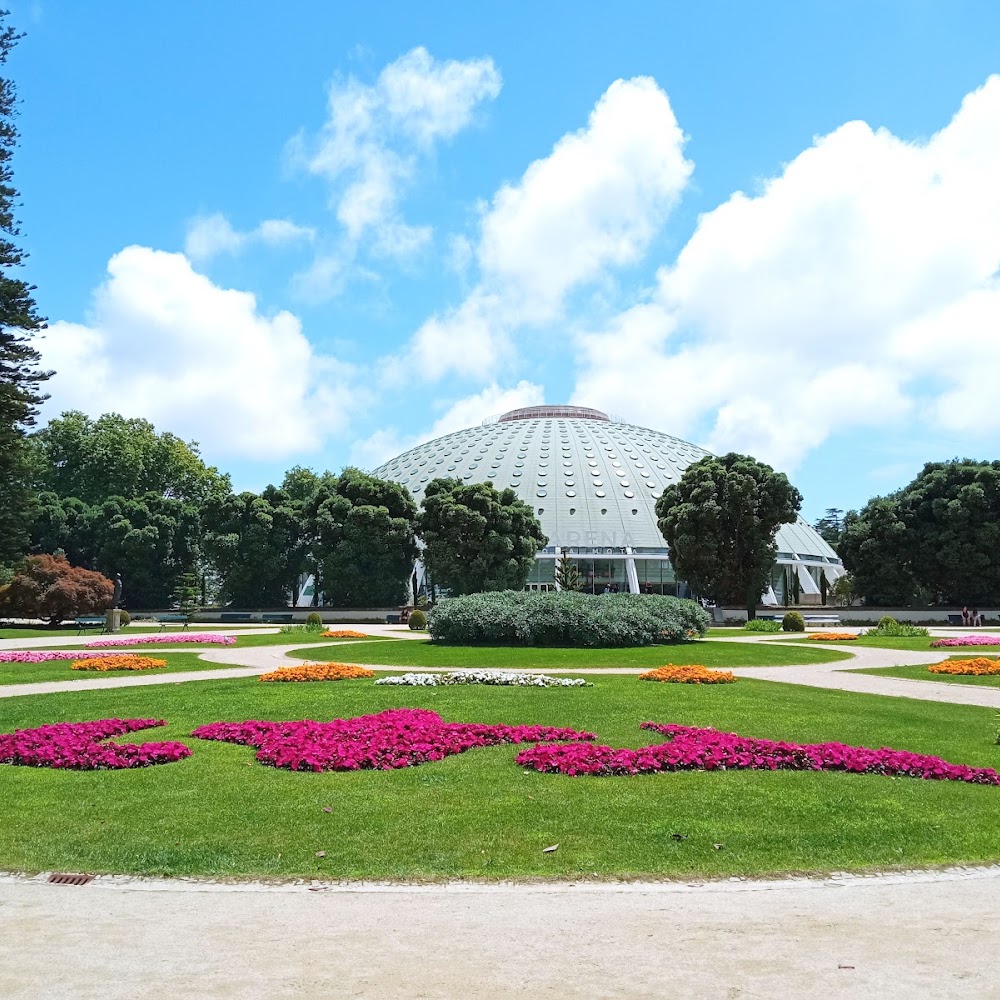 Crystal Palace Gardens in Massarelos — activity in Portugal