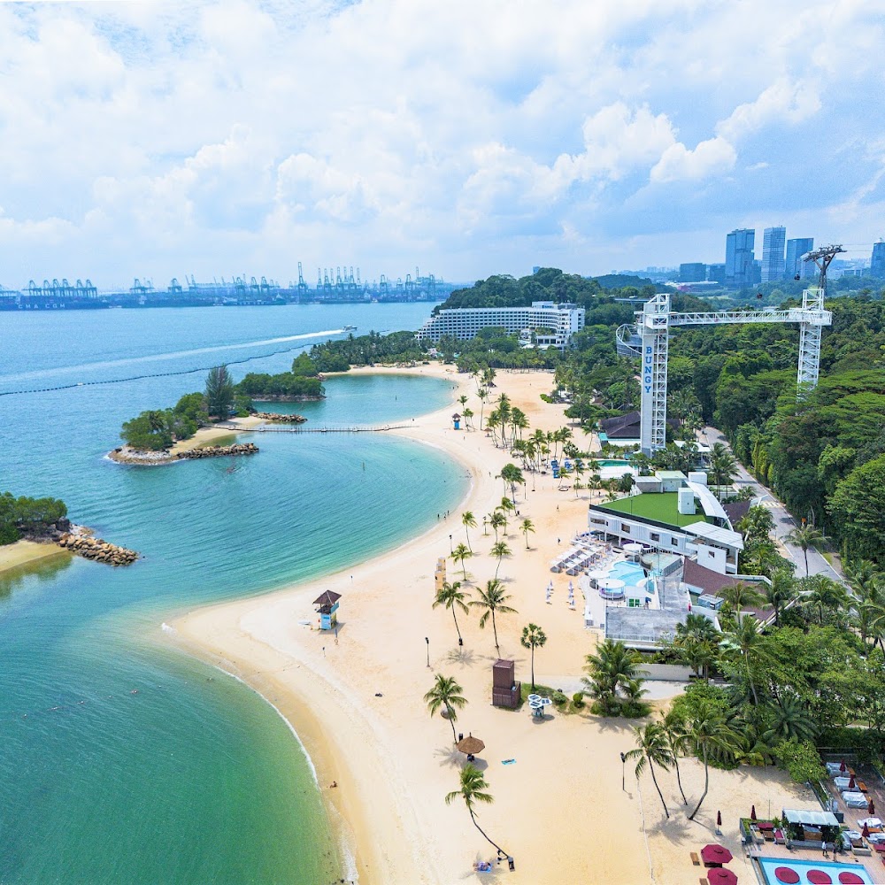 Sentosa Siloso Beach in Sentosa — activity in Singapore
