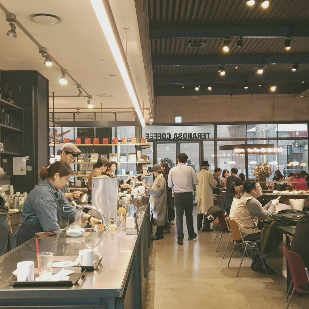 Terarosa Coffee Gangnam in Gangnam-gu — cafe in South Korea