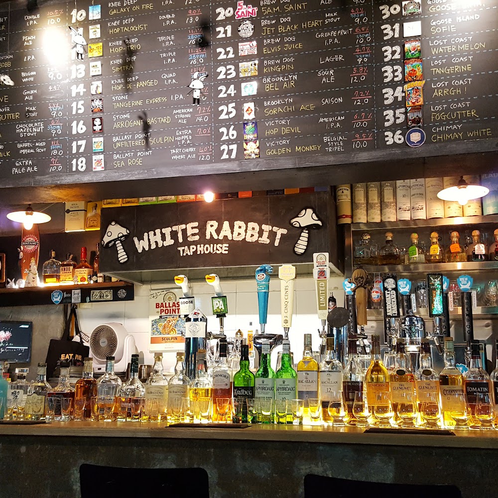 Craftworks Taphouse Itaewon in Itaewon — bar in South Korea