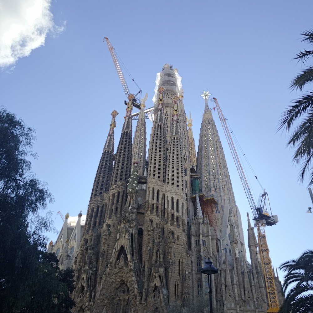 Spain travel guide — popular destinations and activities