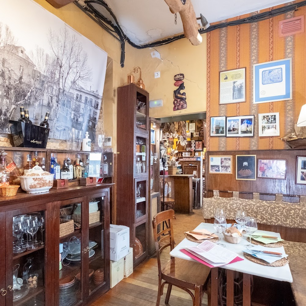 Abacería del Jamón in Santa Cruz — restaurant in Spain