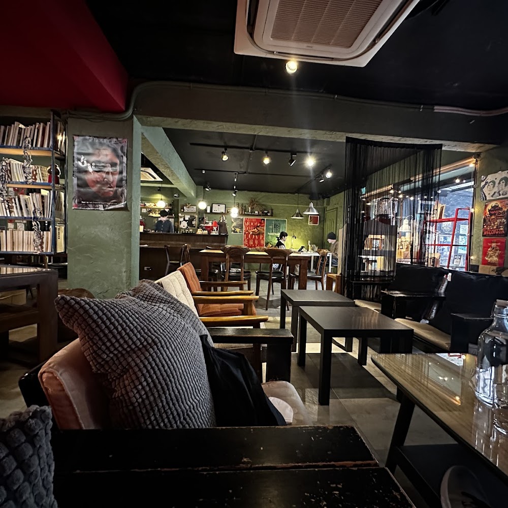 态Cafe in Yongkang Street — cafe in Taiwan