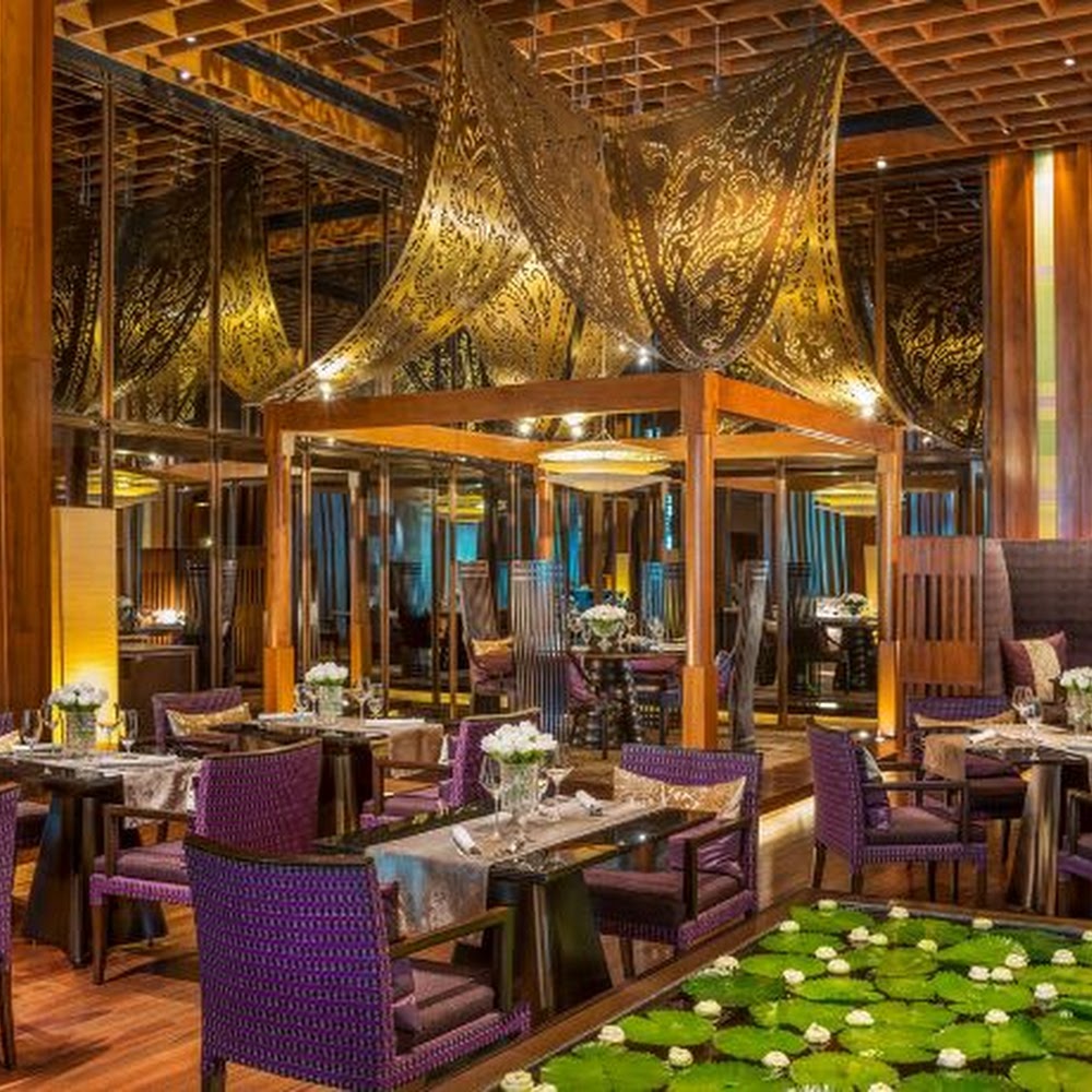 Sra Bua by Kiin Kiin in Ploenchit — restaurant in Bangkok