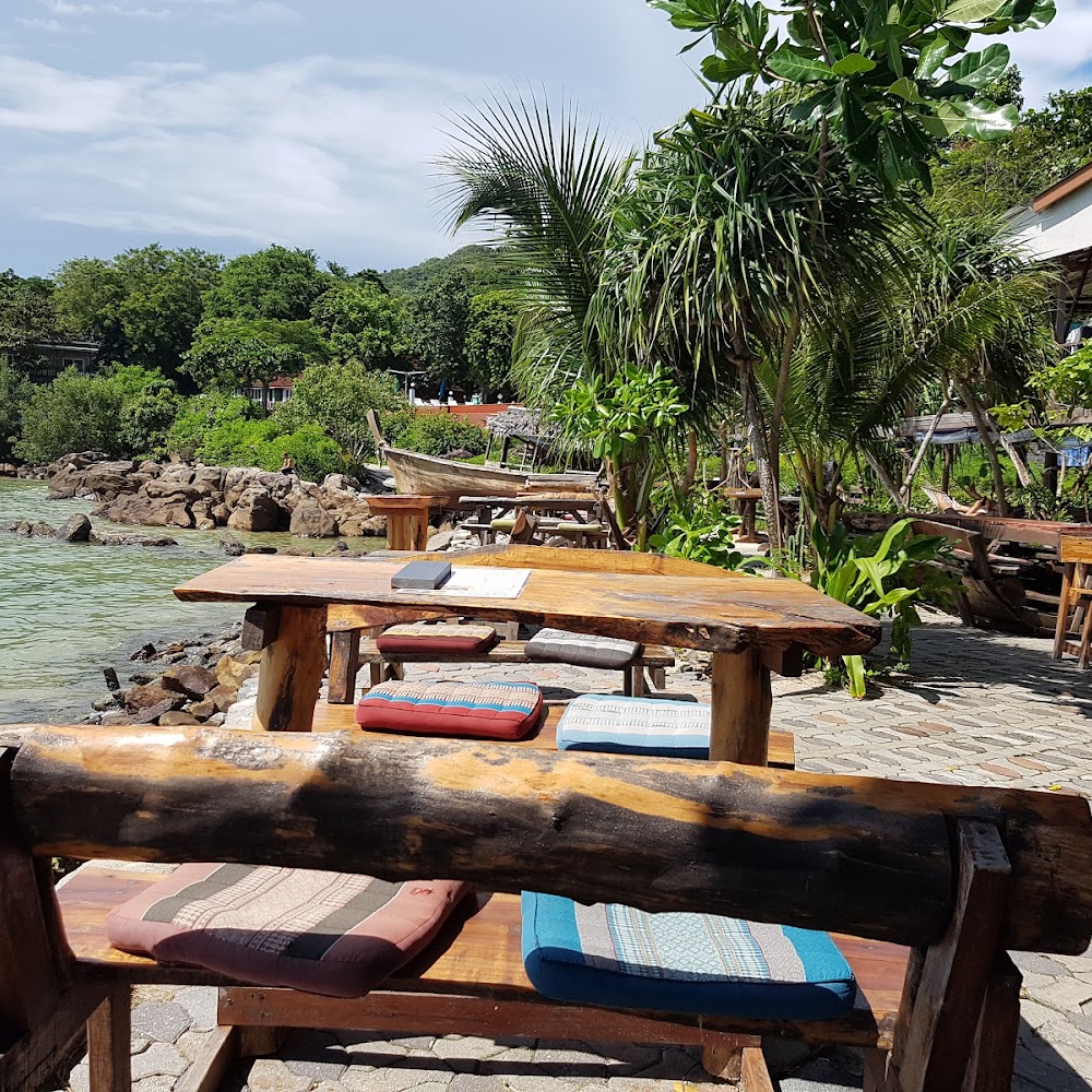 Sunflower Bar Phi Phi in Ton Sai Village — bar in Thailand