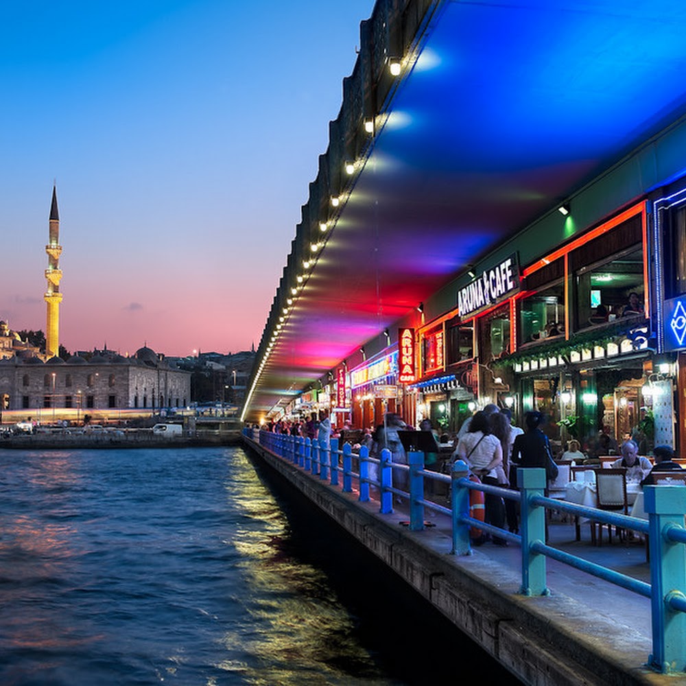 Galata Bridge Shopping in Galata — shop in Turkey