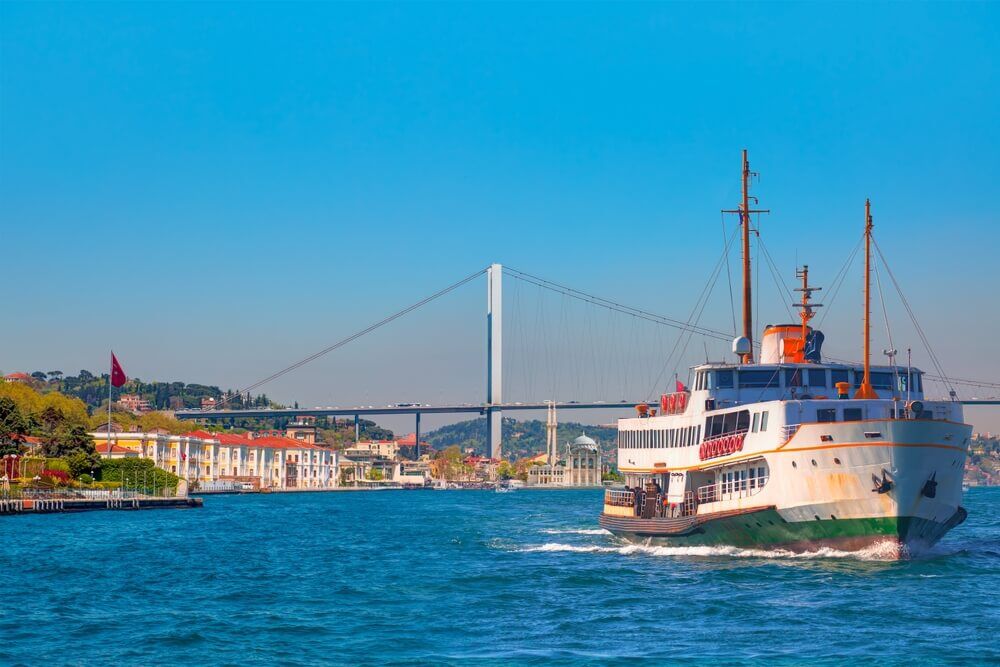 Princes' Islands Ferry Trip in Kabataş — activity in Turkey