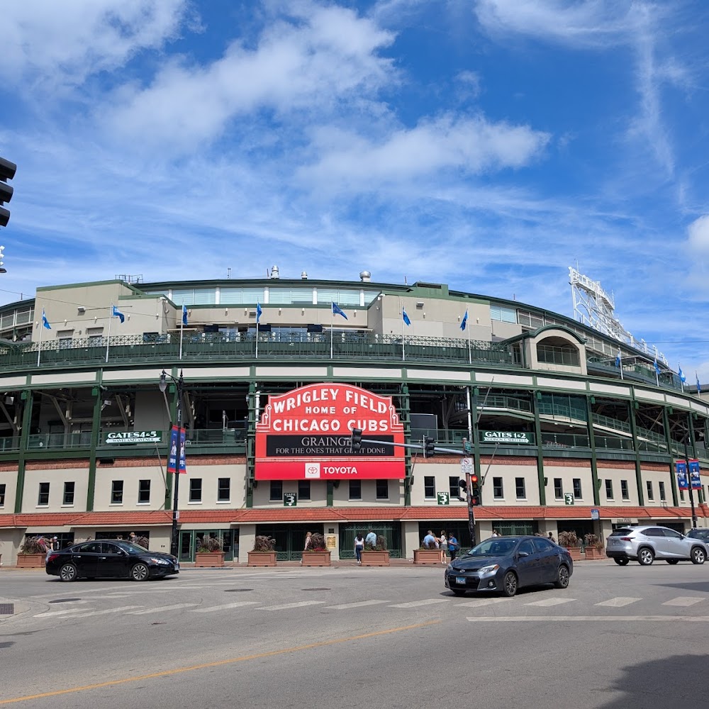 Wrigley Field in Wrigleyville — activity in Chicago