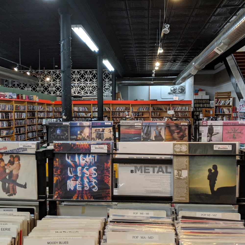 Reckless Records in Wicker Park — shop in Chicago