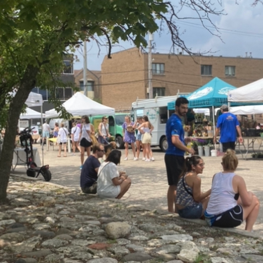 Lincoln Park Farmers Market in Lincoln Park — shop in Chicago