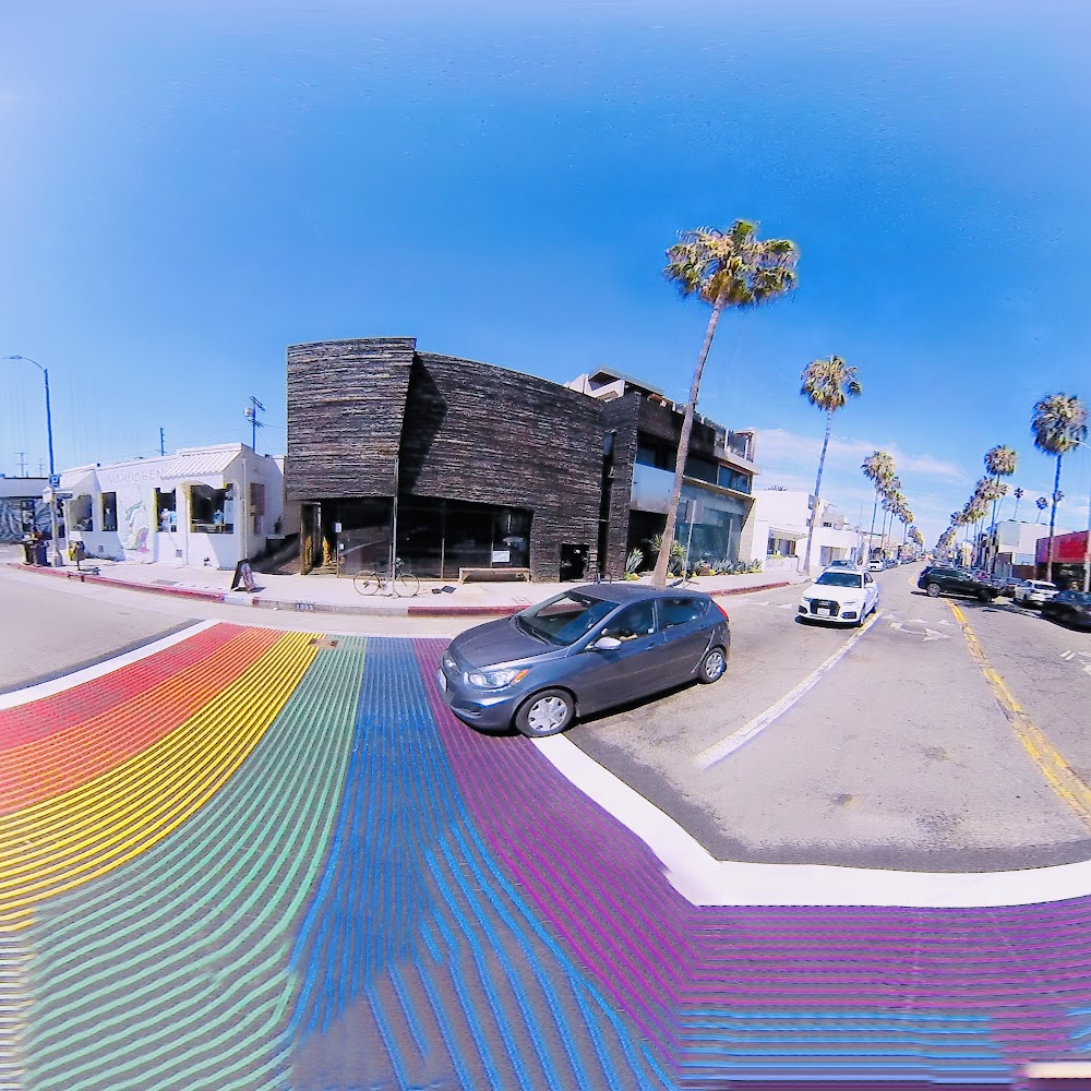 Abbott Kinney Boulevard in Venice — shop in Los Angeles