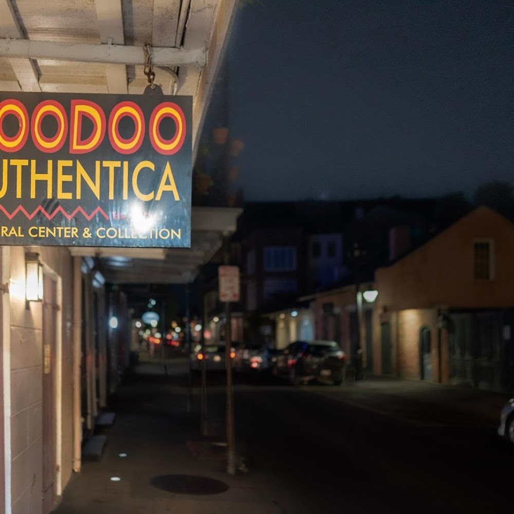 Ghost Tour in French Quarter — activity in New Orleans