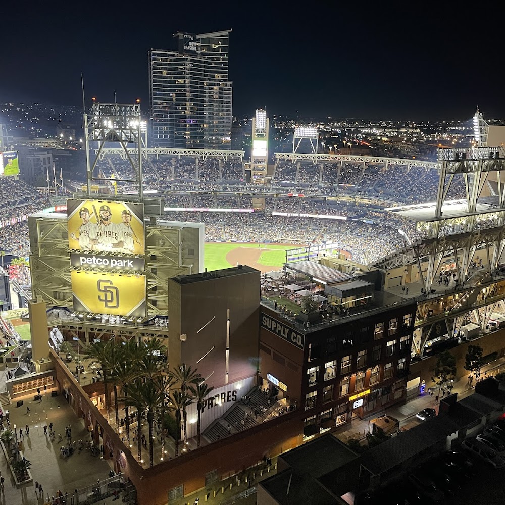 Altitude Sky Lounge in Gaslamp Quarter — bar in San Diego