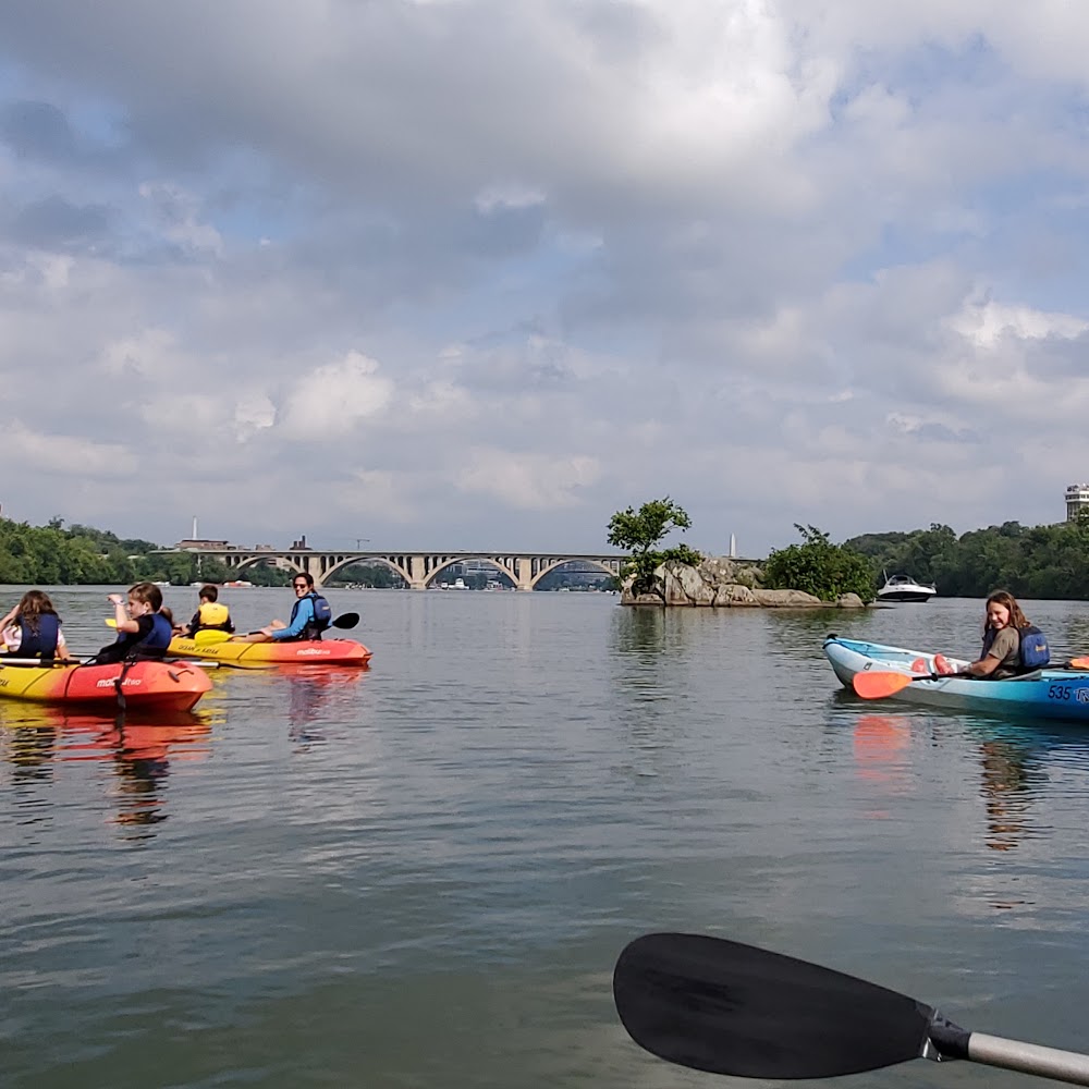 Kayaking on the Potomac in Georgetown — activity in Washington DC