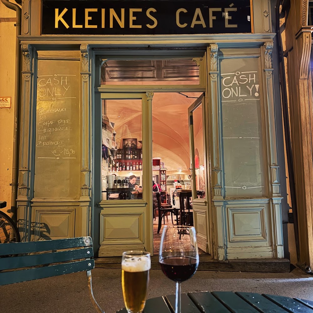 Kleines Café in Innere Stadt — cafe in Vienna