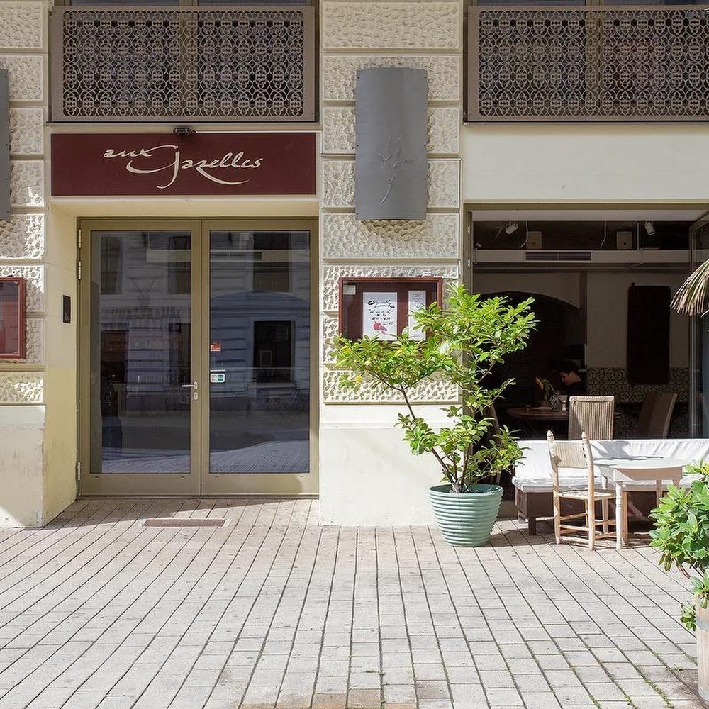 Aux Gazelles in Neubau — bar in Vienna