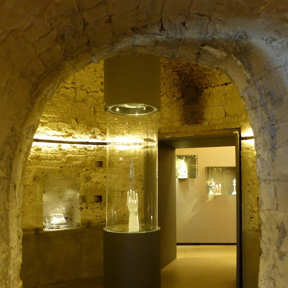 Augarten Porcelain in Innere Stadt — shop in Vienna