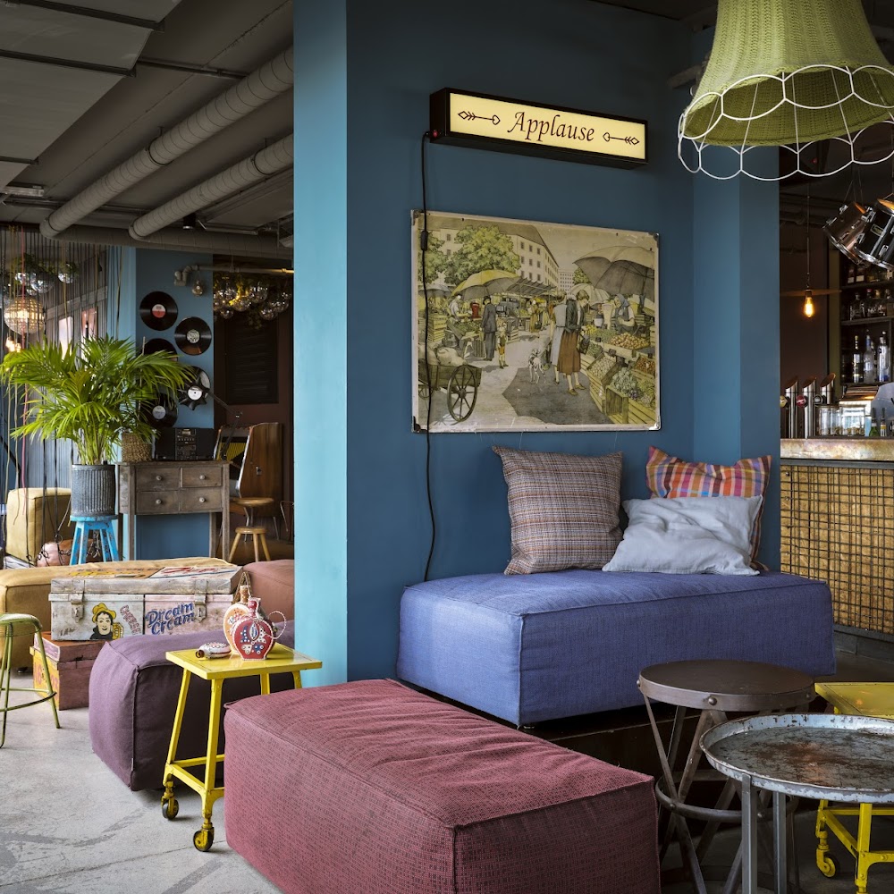 25hours Hotel Dachboden Bar in Mariahilf — bar in Vienna